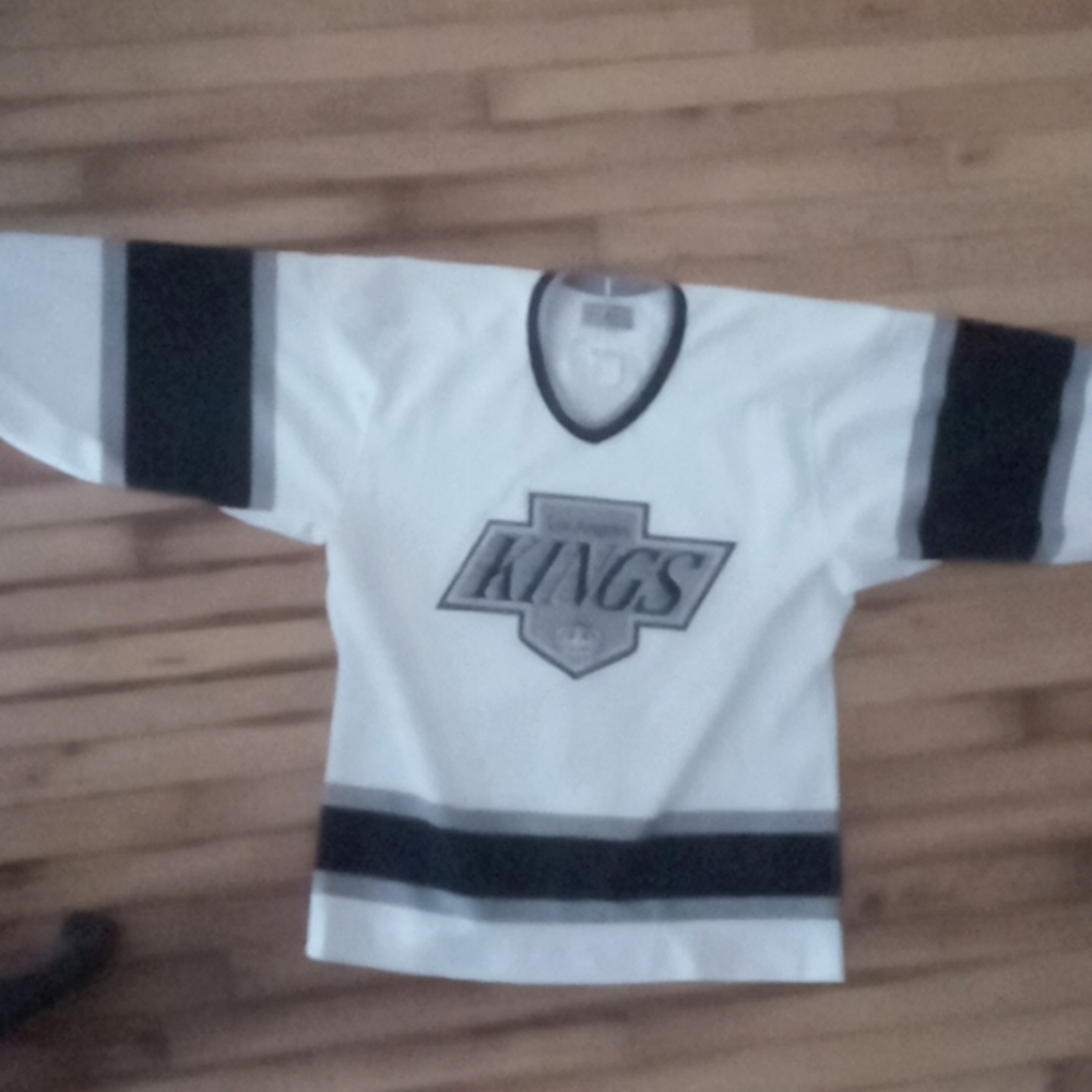 Los angeles king's jersey size 44